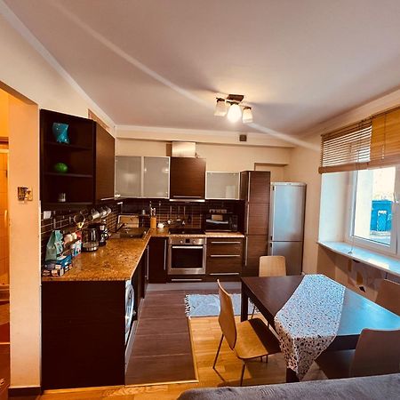 דירות ורשה Entire Studio Flat מראה חיצוני תמונה