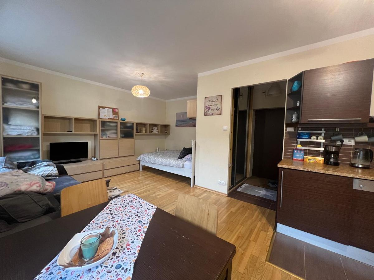 דירות ורשה Entire Studio Flat מראה חיצוני תמונה
