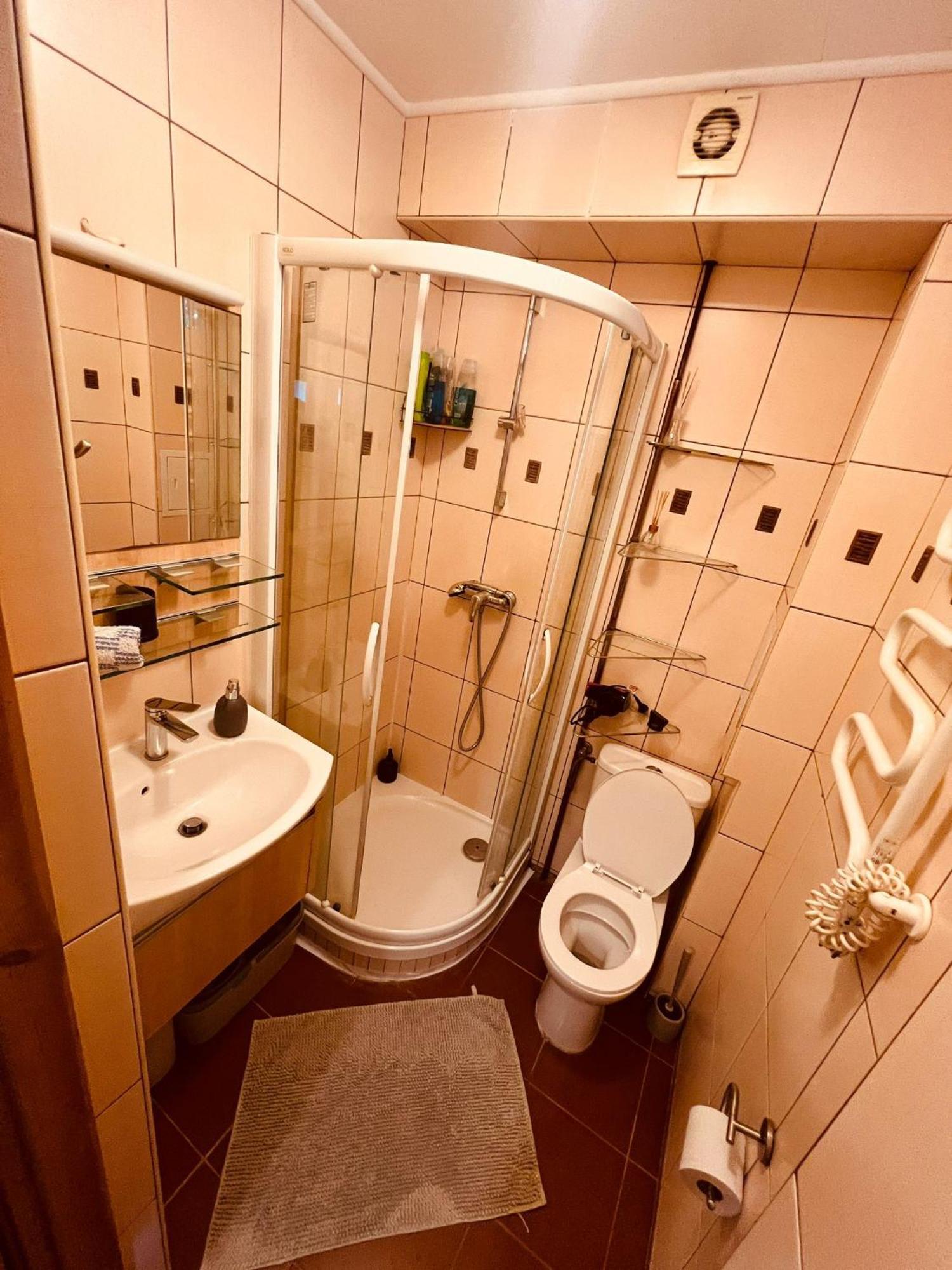 דירות ורשה Entire Studio Flat מראה חיצוני תמונה